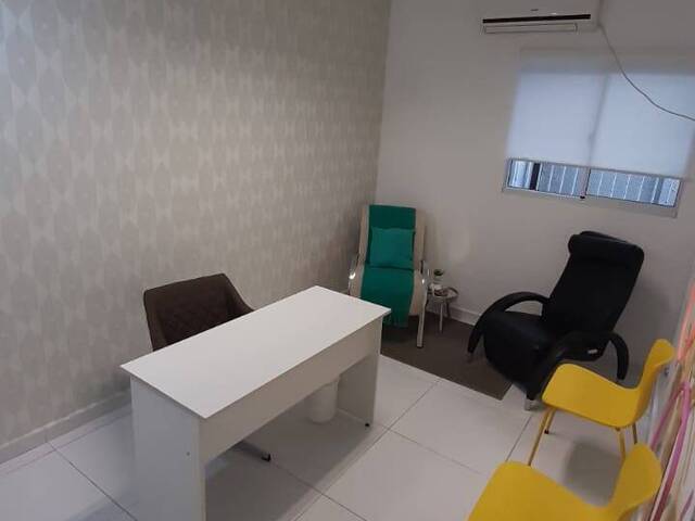 Sala para Locação em Jacareí - 4